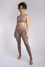 Load image into Gallery viewer, GECKO GRIP LEGGINGS: DUSKY LEOPARD
