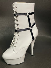 Load image into Gallery viewer, Classic Boot Harness