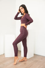 Load image into Gallery viewer, Sticky Grip Leggings - Mulberry
